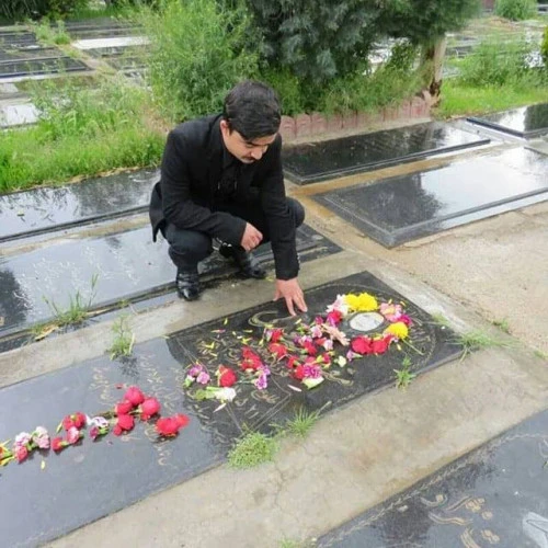 تصویر جلد آهنگ مادر